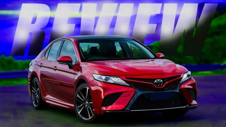 Toyota Camry 2024: Innovación y Estilo en el Camino